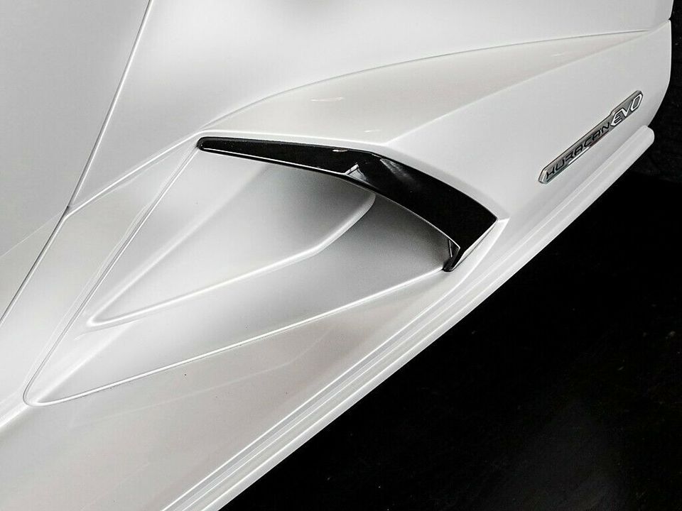 Lamborghini Huracán, 2022 год, 39 778 500 рублей, 59 фотография