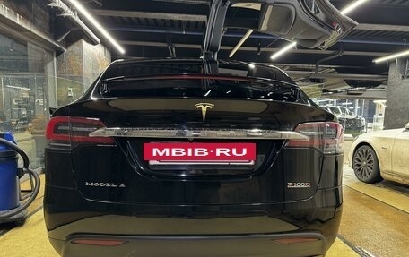 Tesla Model X I, 2019 год, 6 000 000 рублей, 3 фотография