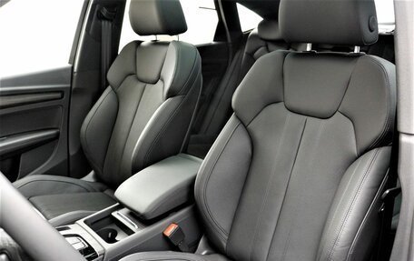 Audi Q5, 2023 год, 8 800 000 рублей, 11 фотография