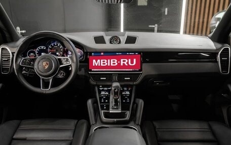 Porsche Cayenne III, 2021 год, 12 300 000 рублей, 4 фотография