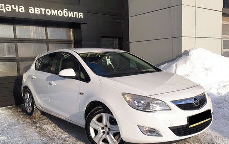Opel Astra J, 2012 год, 899 000 рублей, 2 фотография