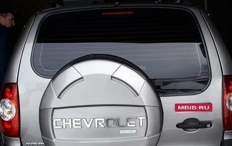 Chevrolet Niva I рестайлинг, 2010 год, 680 000 рублей, 4 фотография