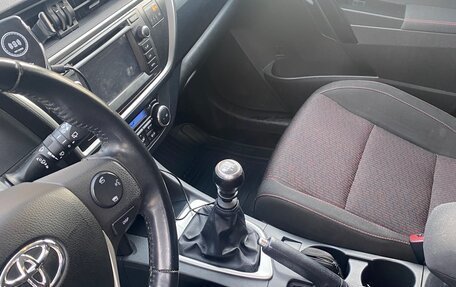 Toyota Auris II, 2013 год, 1 250 000 рублей, 9 фотография