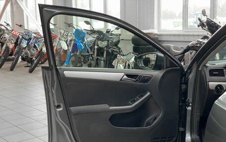 Volkswagen Jetta VI, 2011 год, 1 040 000 рублей, 8 фотография