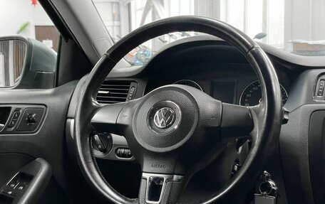 Volkswagen Jetta VI, 2011 год, 1 040 000 рублей, 23 фотография