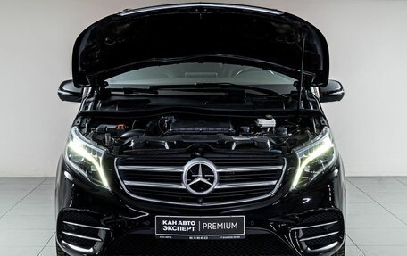 Mercedes-Benz V-Класс, 2018 год, 5 800 000 рублей, 7 фотография