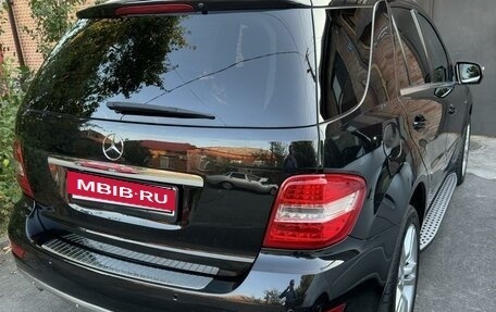 Mercedes-Benz M-Класс, 2010 год, 2 100 000 рублей, 2 фотография