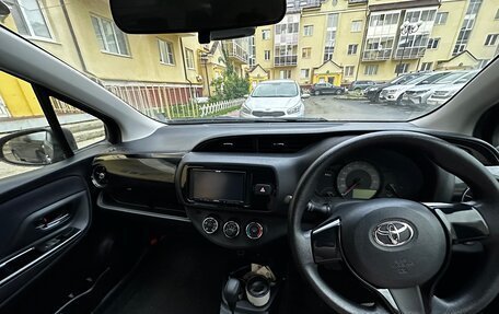 Toyota Vitz, 2019 год, 1 500 000 рублей, 3 фотография