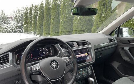 Volkswagen Tiguan II, 2020 год, 3 300 000 рублей, 8 фотография