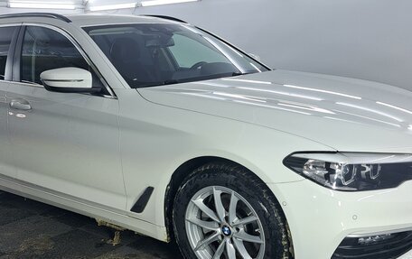 BMW 5 серия, 2018 год, 3 000 000 рублей, 3 фотография