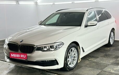 BMW 5 серия, 2018 год, 3 000 000 рублей, 7 фотография