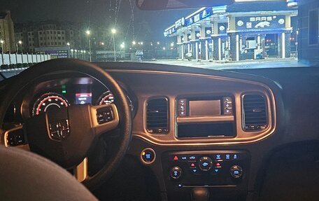 Dodge Charger, 2014 год, 1 400 000 рублей, 3 фотография