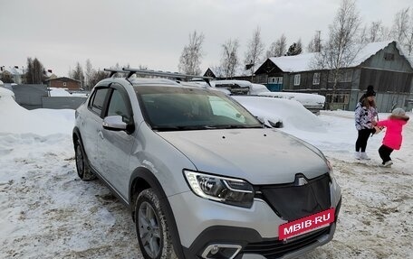 Renault Logan II, 2018 год, 1 325 000 рублей, 7 фотография