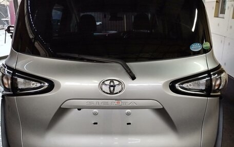 Toyota Sienta II, 2019 год, 1 590 000 рублей, 5 фотография