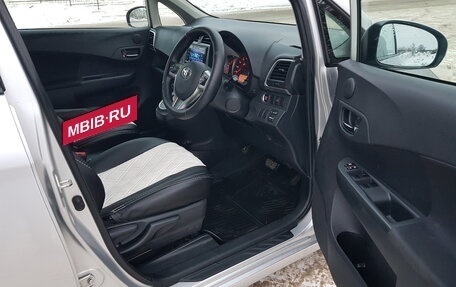 Toyota Ractis II, 2011 год, 1 000 000 рублей, 9 фотография