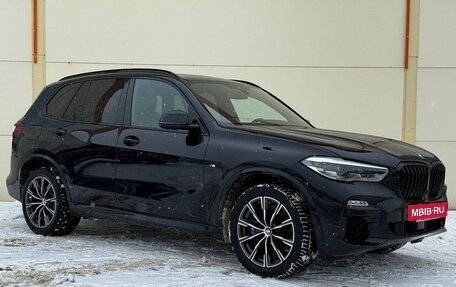 BMW X5, 2019 год, 6 790 000 рублей, 3 фотография