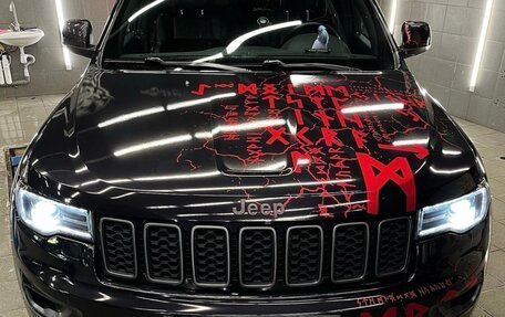 Jeep Grand Cherokee, 2018 год, 4 900 000 рублей, 8 фотография