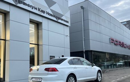 Volkswagen Passat B8 рестайлинг, 2018 год, 2 040 000 рублей, 3 фотография