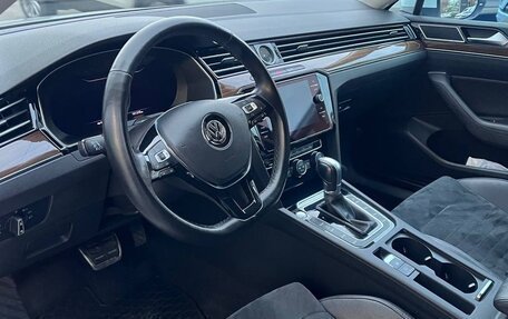 Volkswagen Passat B8 рестайлинг, 2018 год, 2 040 000 рублей, 10 фотография