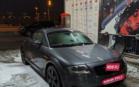 Audi TT, 2002 год, 650 000 рублей, 12 фотография