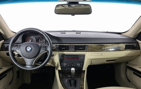 BMW 3 серия, 2008 год, 1 170 000 рублей, 15 фотография