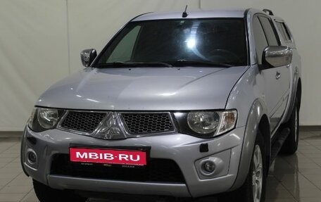 Mitsubishi L200 IV рестайлинг, 2012 год, 1 065 000 рублей, 1 фотография