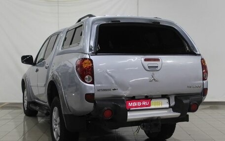 Mitsubishi L200 IV рестайлинг, 2012 год, 1 065 000 рублей, 7 фотография