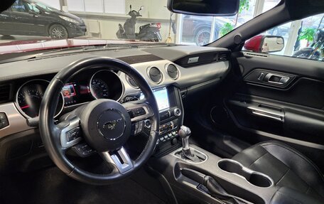 Ford Mustang VI рестайлинг, 2019 год, 2 889 000 рублей, 10 фотография