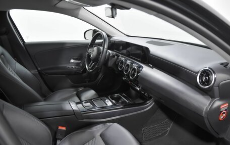 Mercedes-Benz A-Класс, 2020 год, 2 701 000 рублей, 15 фотография