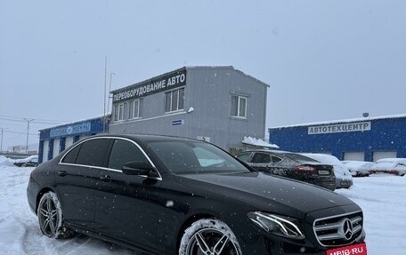 Mercedes-Benz E-Класс, 2018 год, 4 700 000 рублей, 2 фотография