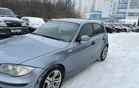 BMW 1 серия, 2005 год, 688 000 рублей, 2 фотография
