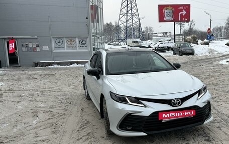 Toyota Camry, 2021 год, 3 800 000 рублей, 3 фотография