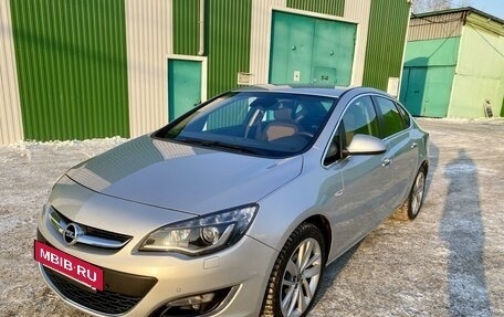 Opel Astra J, 2014 год, 1 579 000 рублей, 3 фотография