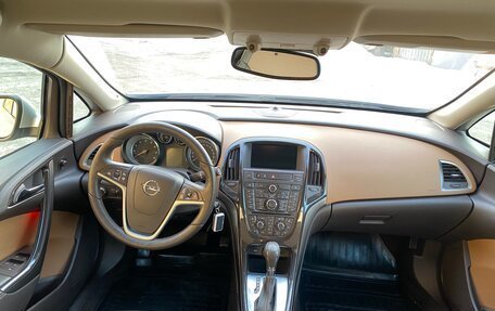 Opel Astra J, 2014 год, 1 579 000 рублей, 33 фотография