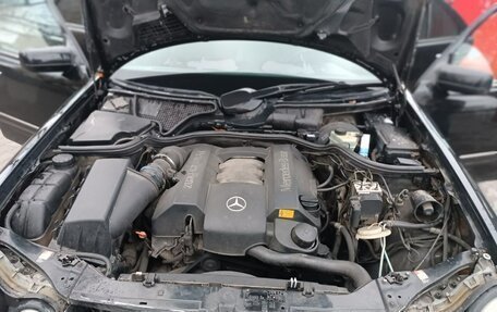Mercedes-Benz E-Класс, 1999 год, 350 000 рублей, 13 фотография