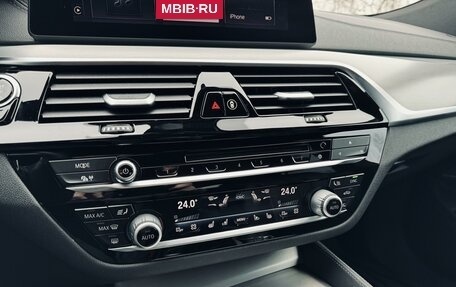 BMW 6 серия, 2019 год, 5 800 000 рублей, 23 фотография