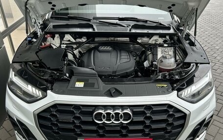 Audi Q5, 2021 год, 5 999 000 рублей, 27 фотография