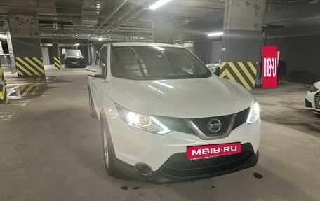 Nissan Qashqai, 2016 год, 1 900 000 рублей, 2 фотография