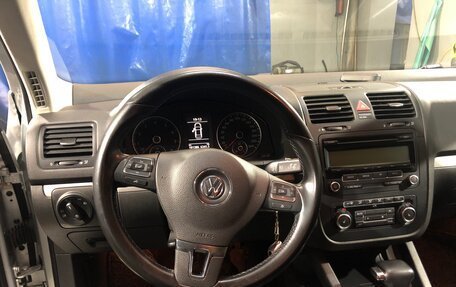 Volkswagen Jetta VI, 2010 год, 950 000 рублей, 17 фотография