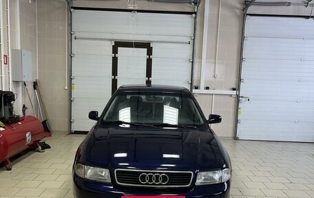 Audi A4, 1996 год, 330 000 рублей, 2 фотография