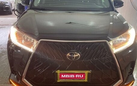 Toyota Highlander III, 2019 год, 3 600 000 рублей, 1 фотография