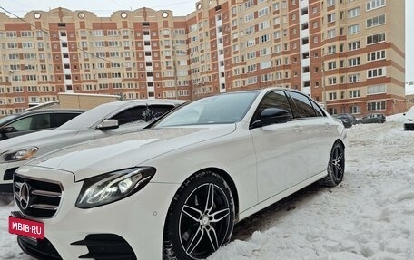 Mercedes-Benz E-Класс, 2016 год, 3 850 000 рублей, 3 фотография