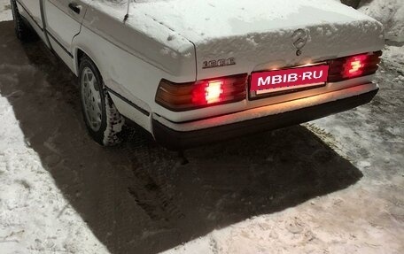 Mercedes-Benz 190 (W201), 1983 год, 190 000 рублей, 6 фотография