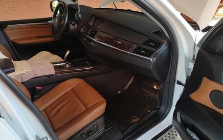 BMW X5, 2010 год, 2 100 000 рублей, 15 фотография