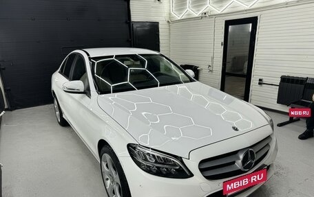 Mercedes-Benz C-Класс, 2018 год, 3 550 000 рублей, 4 фотография