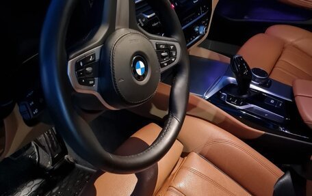 BMW 5 серия, 2019 год, 3 950 000 рублей, 4 фотография