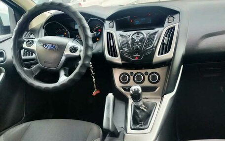 Ford Focus III, 2014 год, 590 000 рублей, 17 фотография