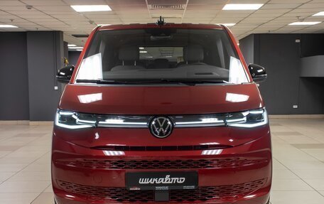 Volkswagen Multivan, 2023 год, 8 699 000 рублей, 2 фотография