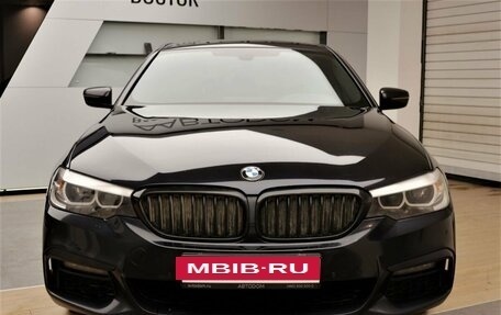 BMW 5 серия, 2018 год, 3 489 900 рублей, 2 фотография