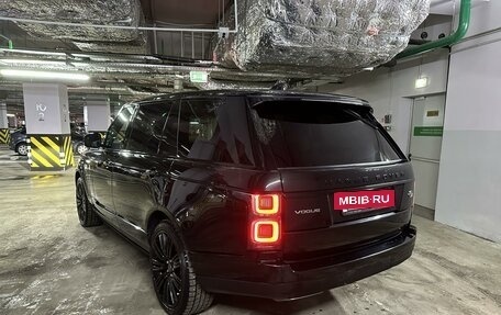 Land Rover Range Rover IV рестайлинг, 2021 год, 10 700 000 рублей, 4 фотография